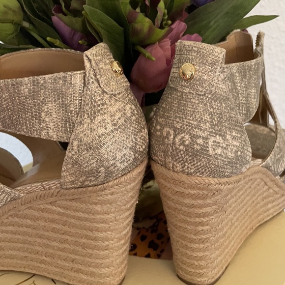 Wedge heels - Picture 4 of 4